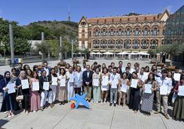 Encuentro de becarios de grado en Barcelona.