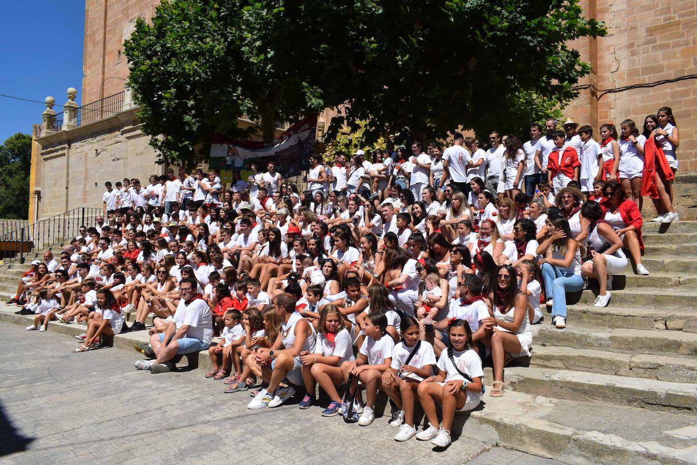 Comienzan las fiestas en Murillo de Río Leza