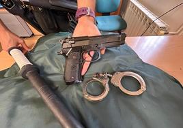 Querían usar la misma tragaperras... y acabaron peleando con una botella rota y una pistola
