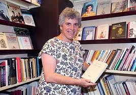 Tere Irastorza presentó ayer su poemario en Santos Ochoa.