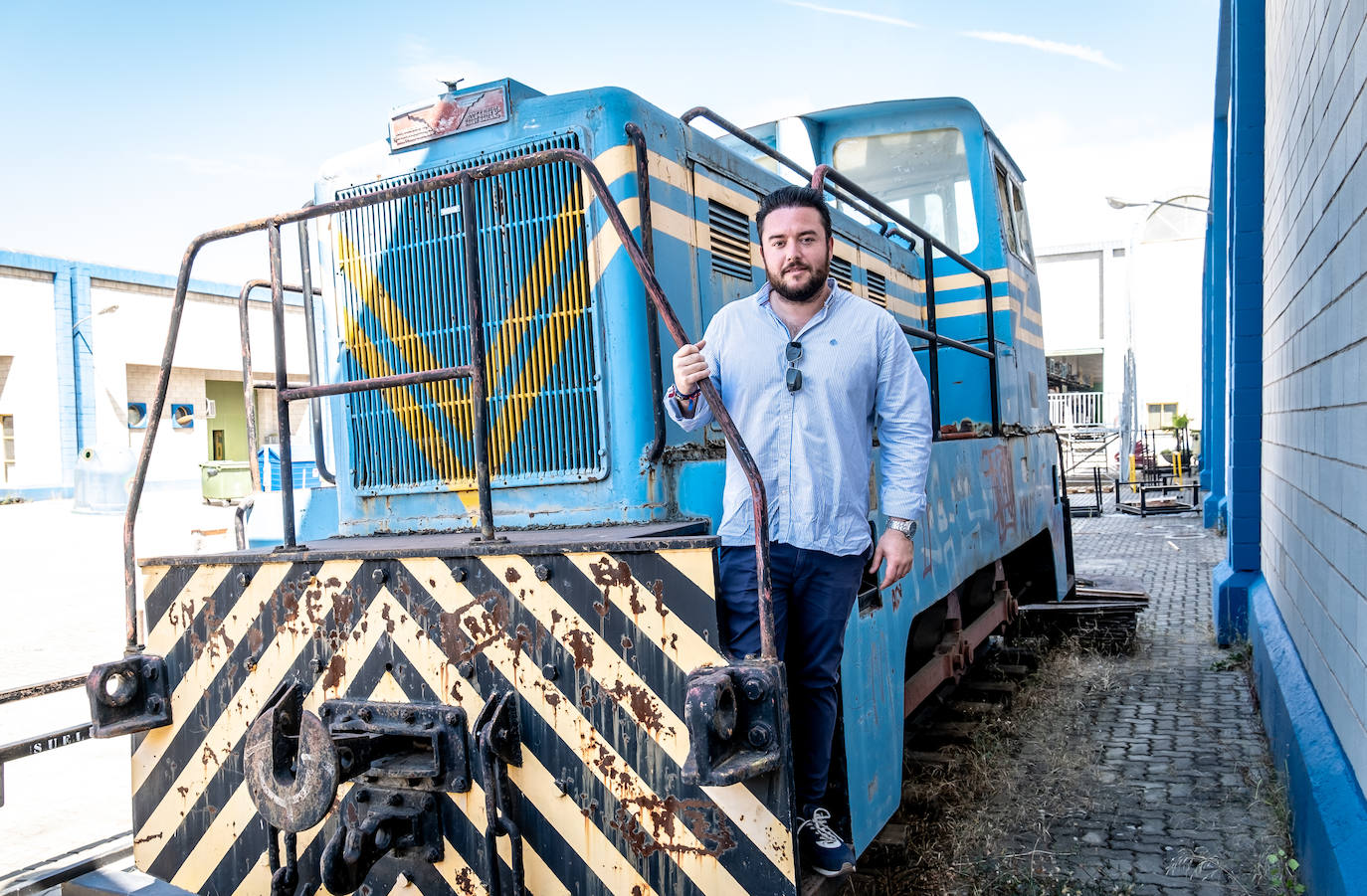 Íñigo López-Araquistáin, en la locomotora de Gran Vía.