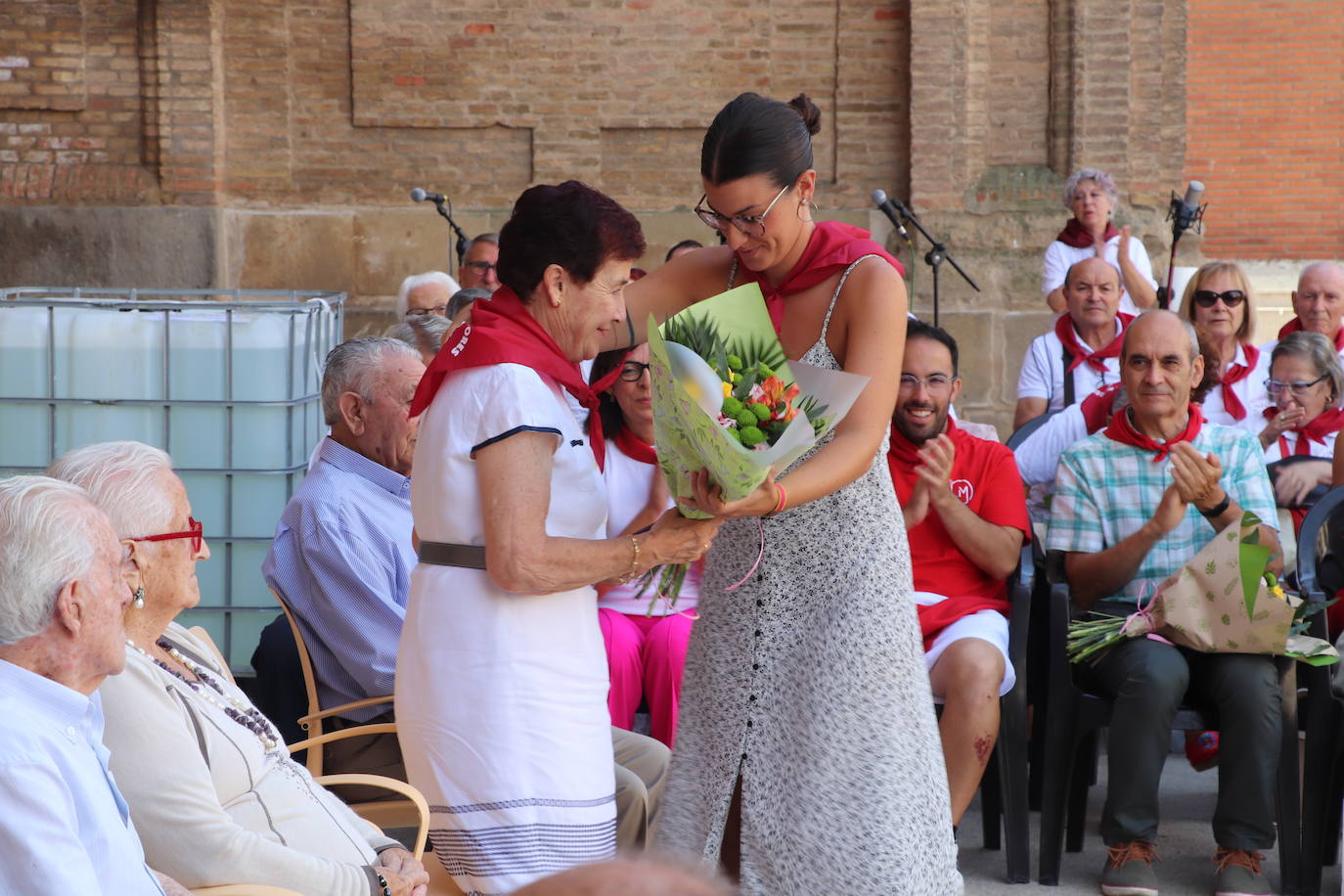 Los mayores protagonizan la fiesta en Alfaro