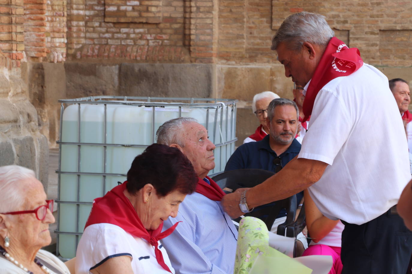 Los mayores protagonizan la fiesta en Alfaro