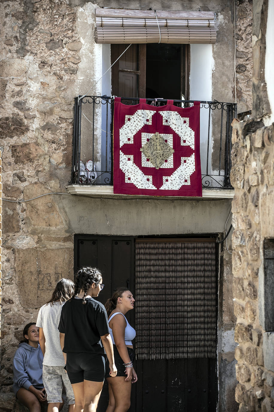 Fiesta de las Almazuelas Colgadas de Pradillo