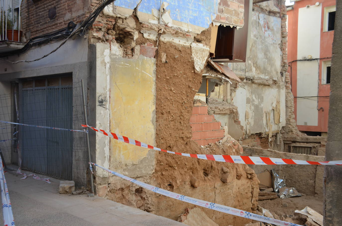 Derrumbe de un edificio en la calle San Andrés de Calahorra