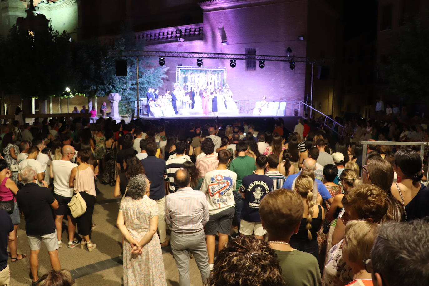 Pregón y coronación en Aldeanueva de Ebro