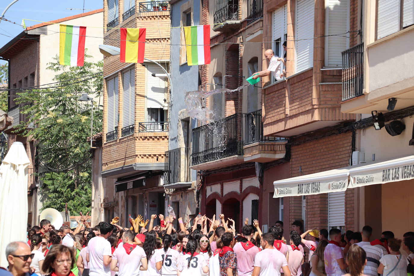 Aldeanueva ya disfruta de las fiestas de San Bartolomé