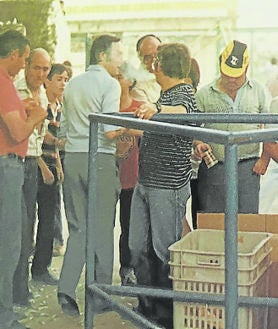 Imagen secundaria 2 - Pasarela de jóvenes futbolistas