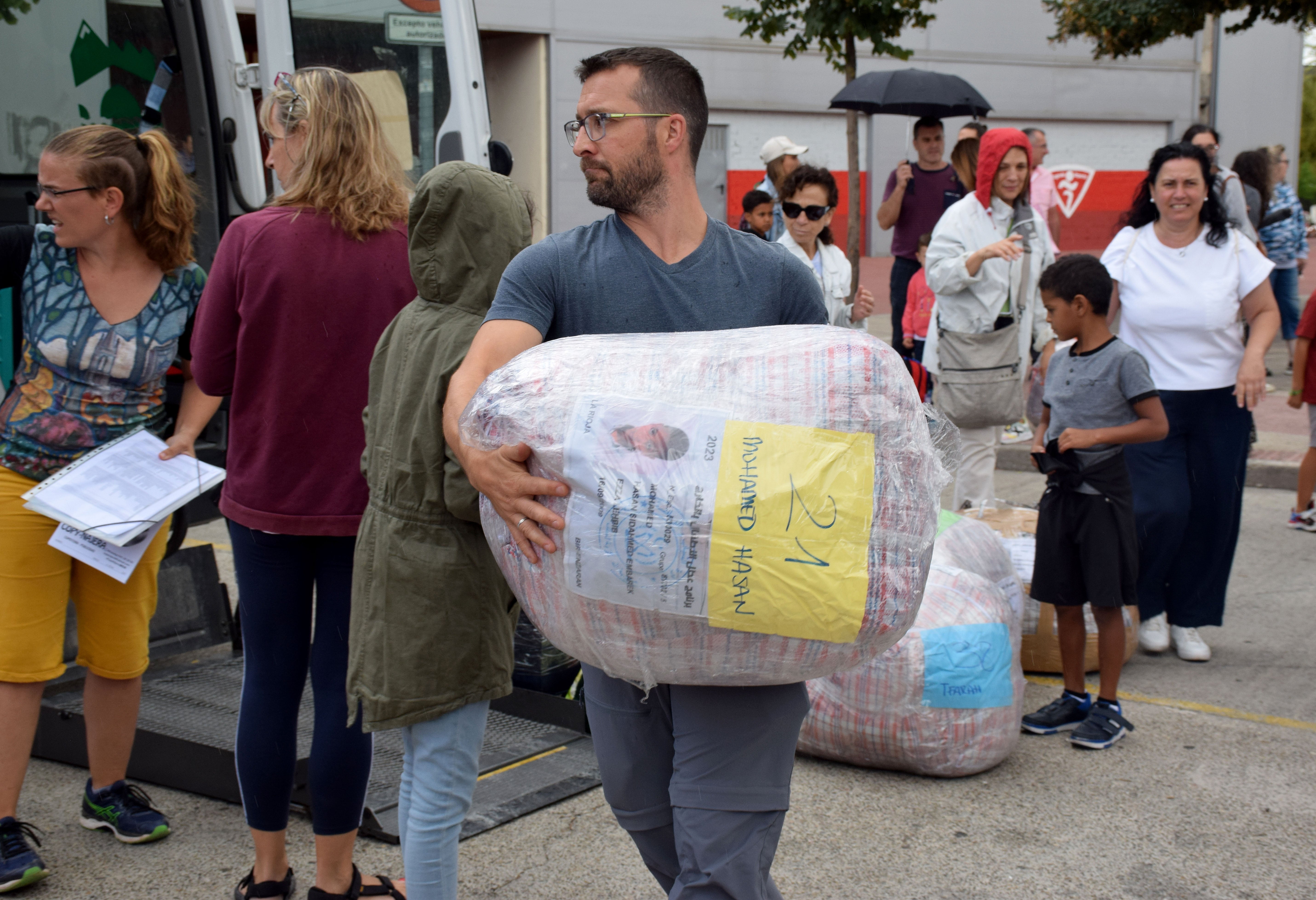 Los niños saharauis regresan a sus campamentos