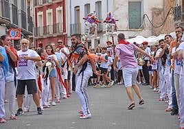 La cofradía de San Gil comunica que la junta no puede autorizar la gaita mixta ni femenina