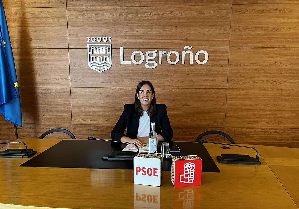 La concejala Esmeralda Campos, ayer en rueda de prensa.