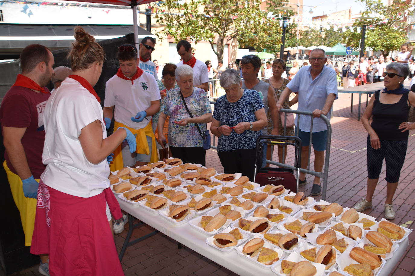 Día de bocatas en Pradejón