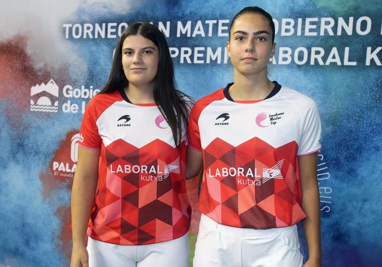 Andrea Capellán y Alejandra Byliak, en la presentación del torneo de San Mateo.