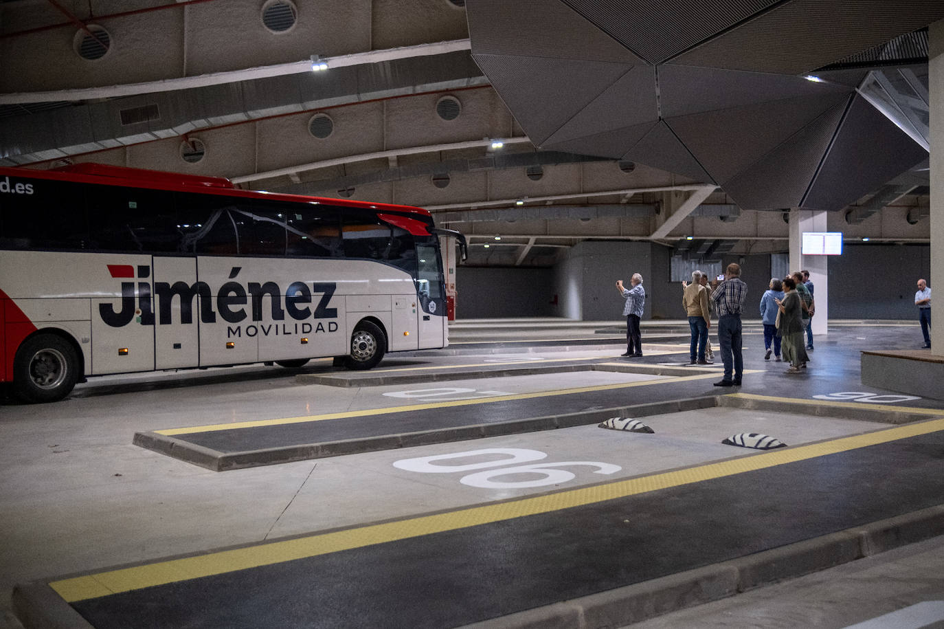 Zona de dársenas de la nueva estación.