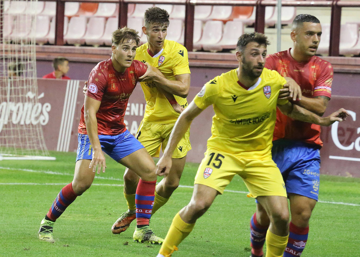 El público gozó en el Calahorra - UDL