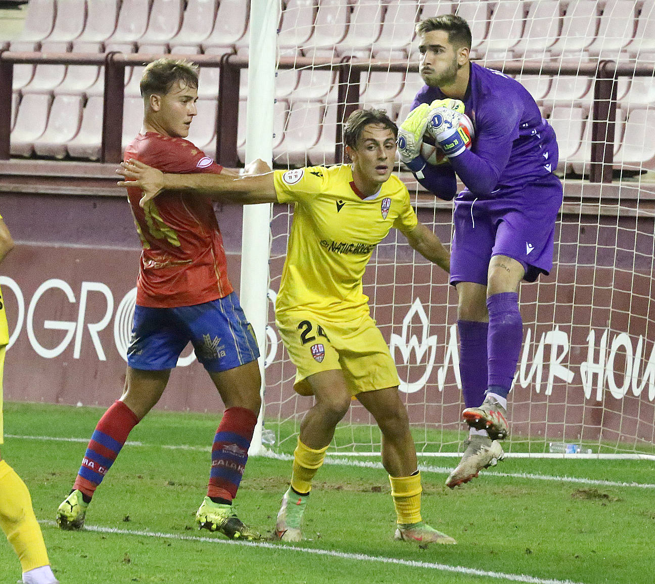 El público gozó en el Calahorra - UDL