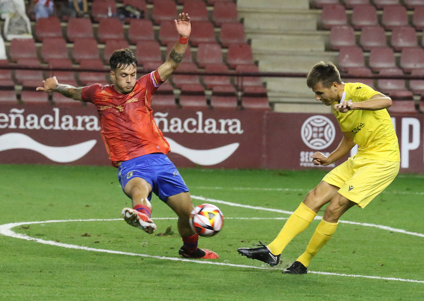 El público gozó en el Calahorra - UDL