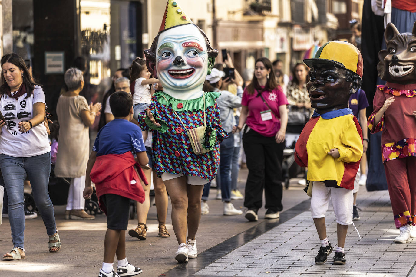 Mañana de gigantes para grandes y pequeños