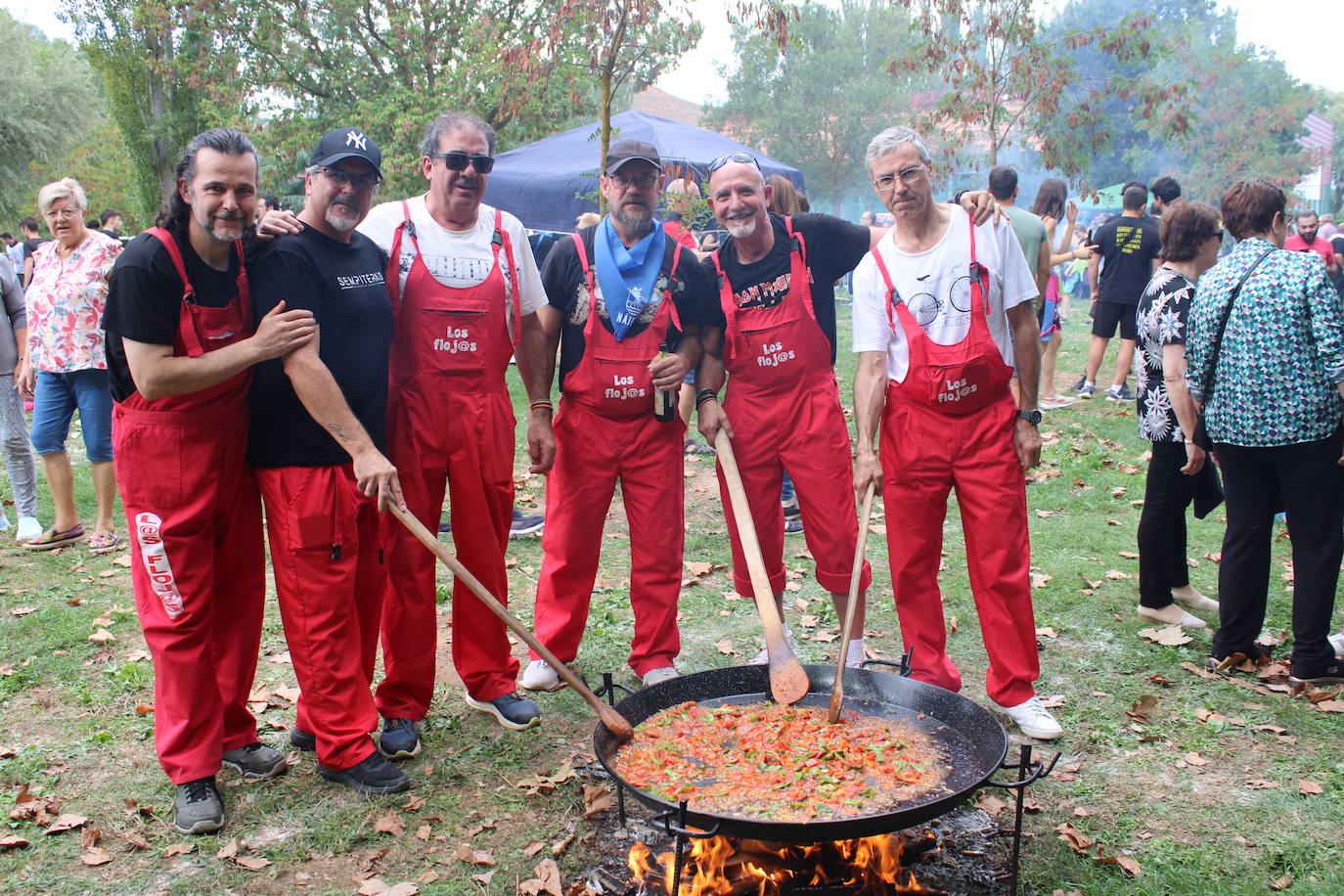 Tradicional concurso de paellas para despedir las fiestas de Nájera