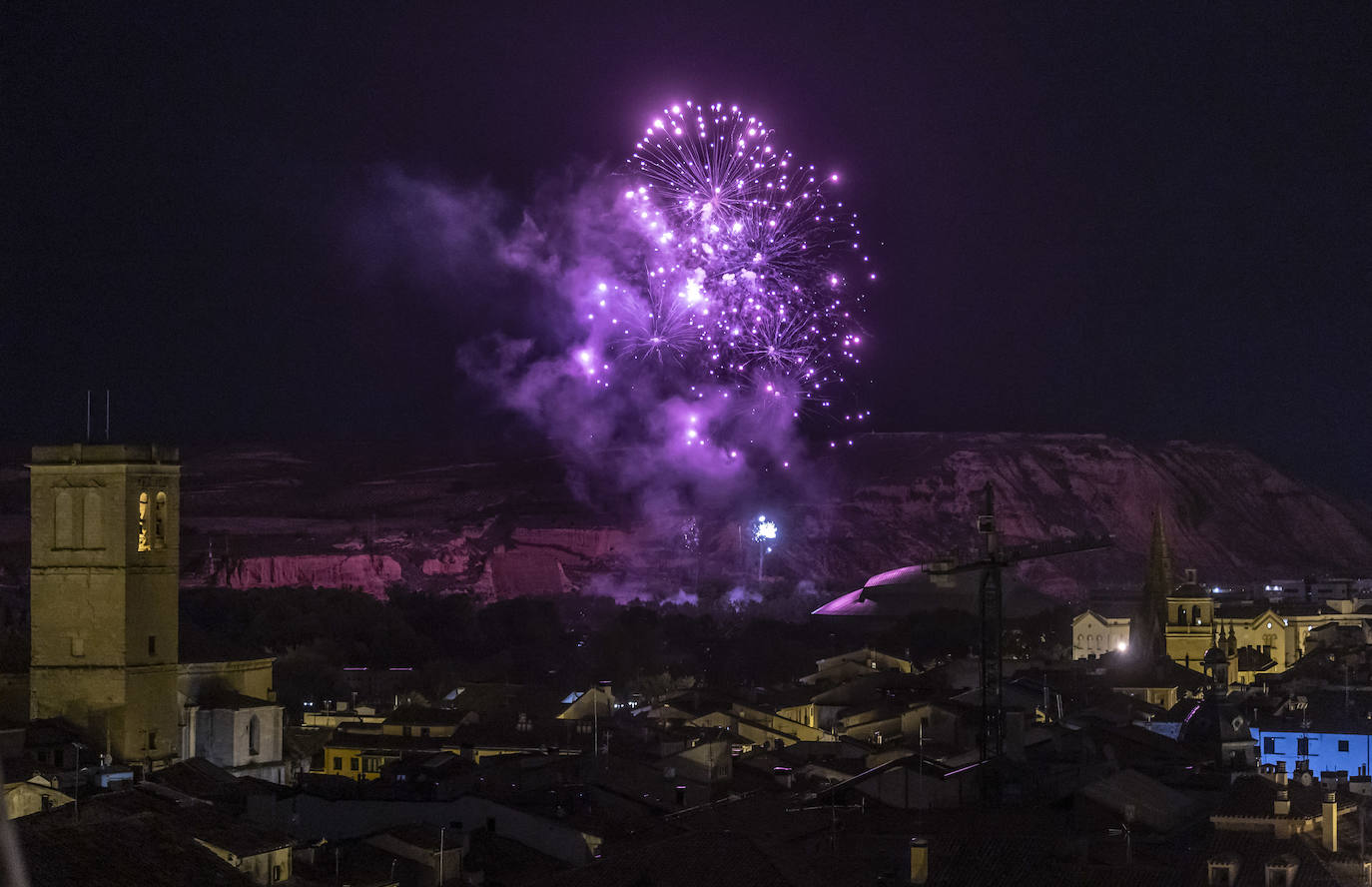 Noche de fuegos artificiales con Pirotecnia Zaragozana