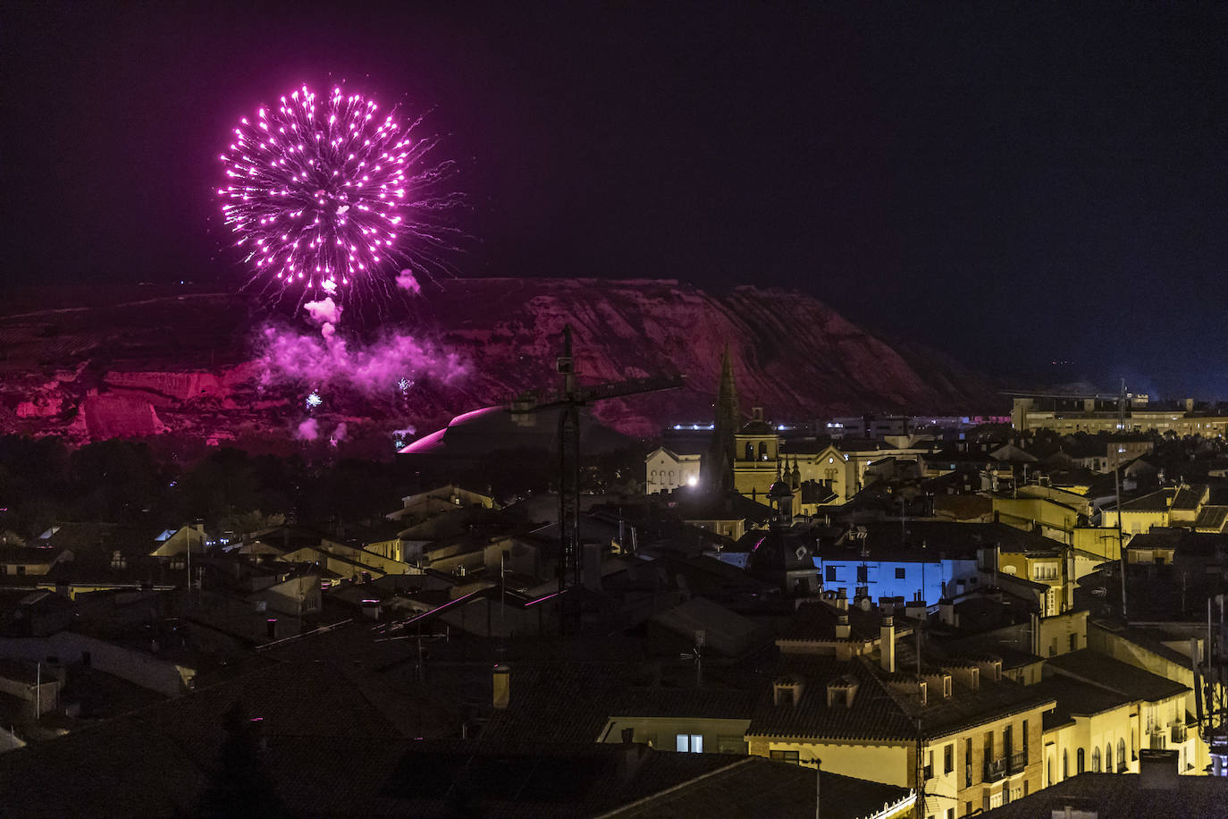 Noche de fuegos artificiales con Pirotecnia Zaragozana