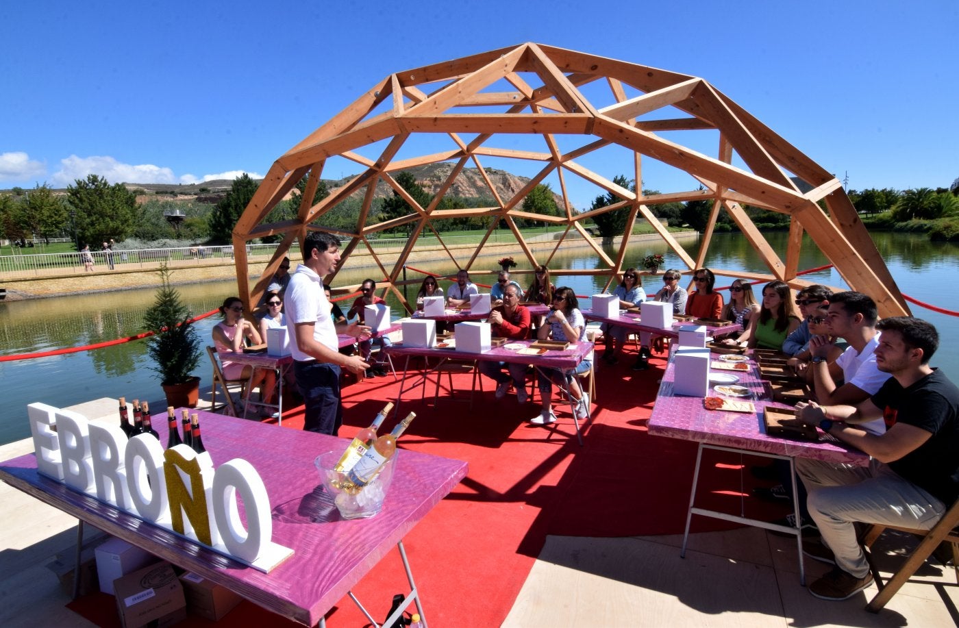 Cata flotante de CVNE en Ebroño.