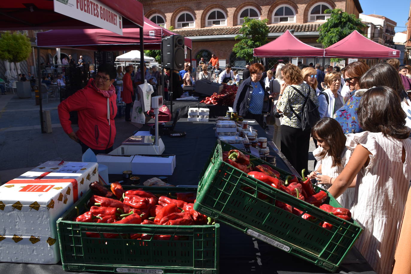 &#039;Calahorra con pimientos&#039; llena las calles de olor y sabor