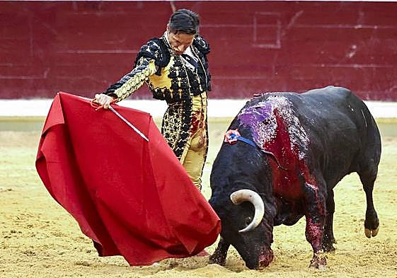 Diego Urdiales, en su segunda tarde en La Ribera.