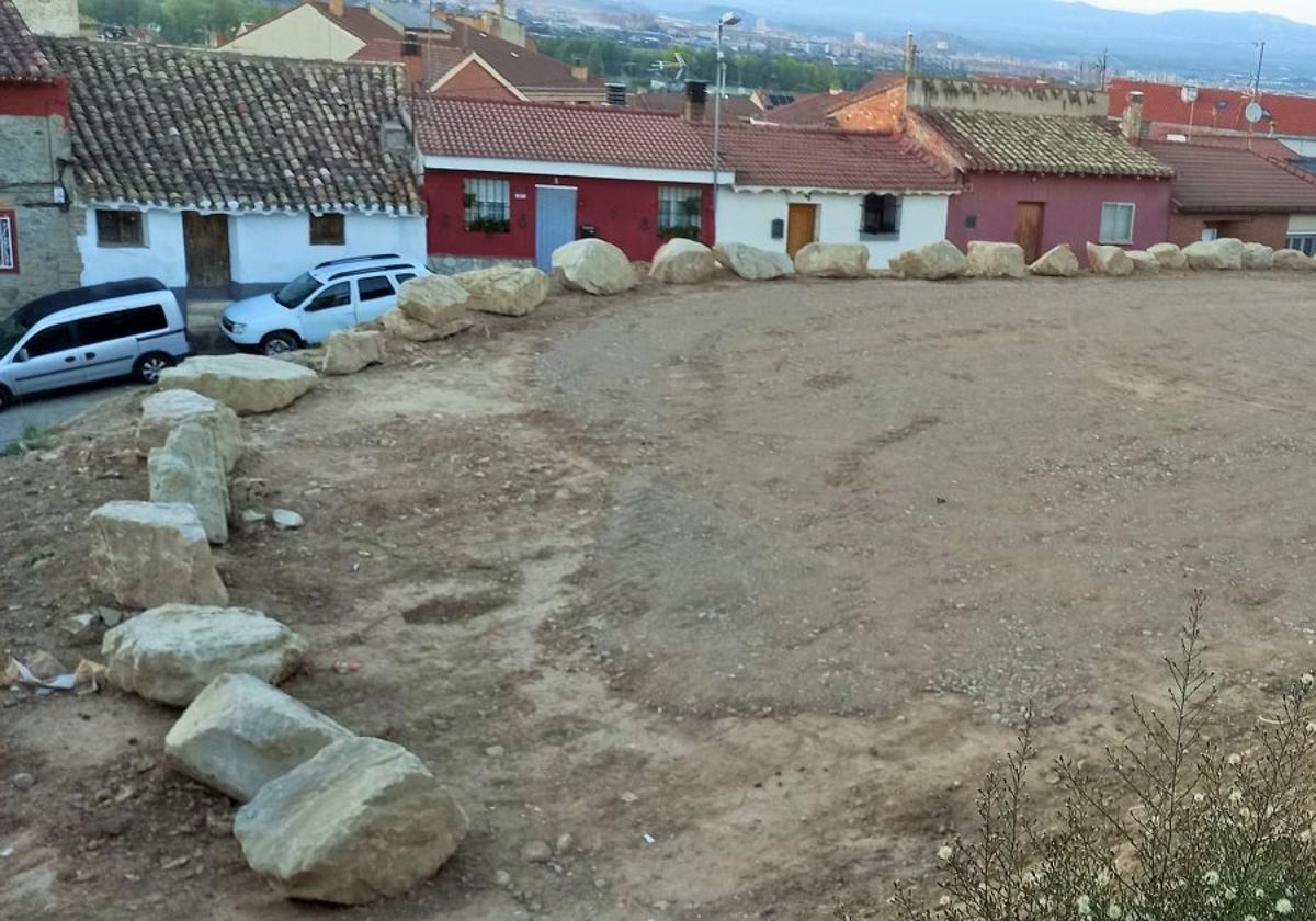 Nuevo parking en las bodegas de Villamediana