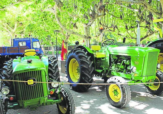 Exposición de la Asociación de Amigos de la Maquinaria Agrícola.