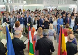 Las autoridades, en la inauguración oficial de la estación.