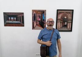 José Antonio Martínez Porras 'Chirri', ayer en su exposición en La Lonja.