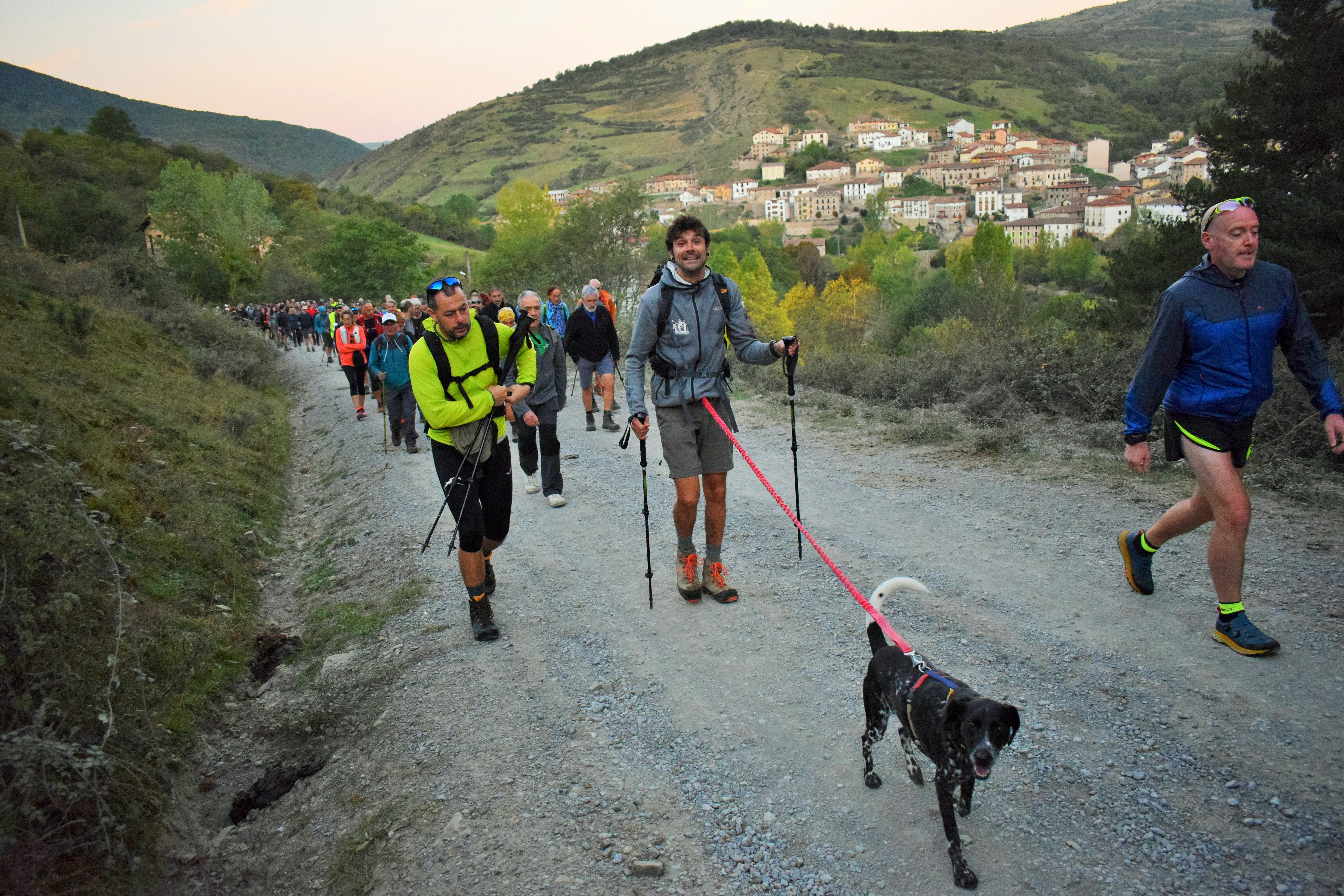 Instantes de la marcha de Hoyos