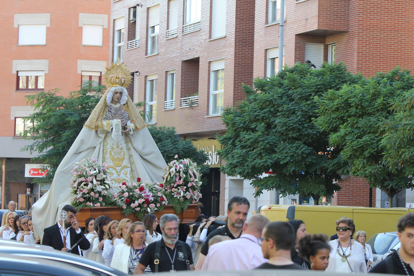 Procesión del Rosario de la Cofradía de Maristas