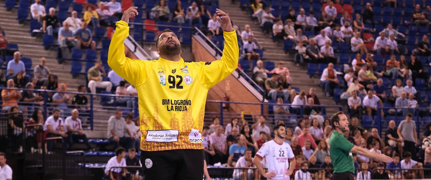 El partido del Ciudad de Logroño contra Torrelavega en imágenes