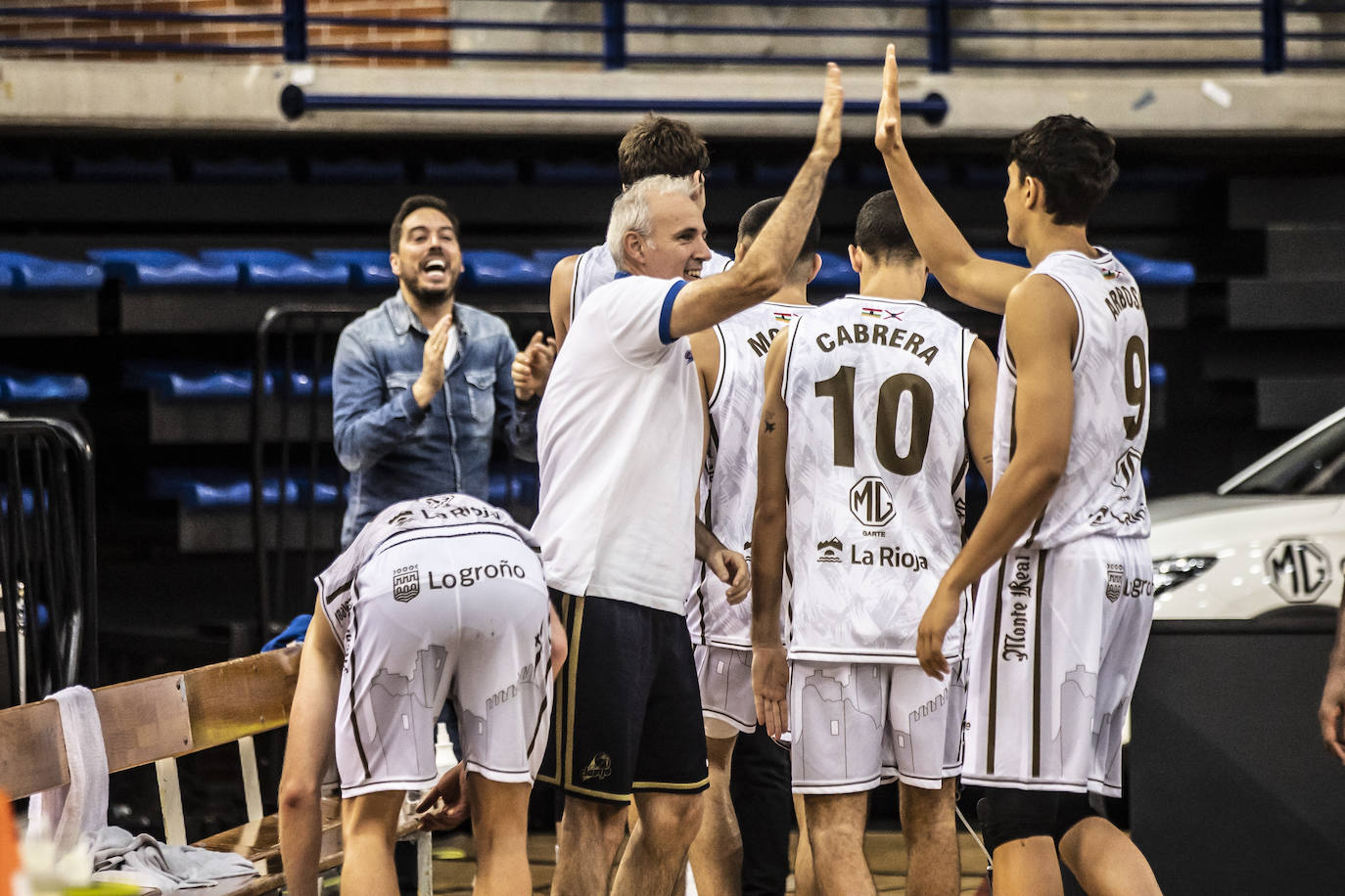 Clavijo 62 - Betis 56