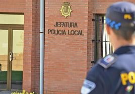 Denuncia que no sabe dónde está su coche y lo saca, bebido y drogado, del depósito en Calahorra