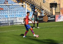 Luis Martínez de Quel en el partido contra el Tudelano.