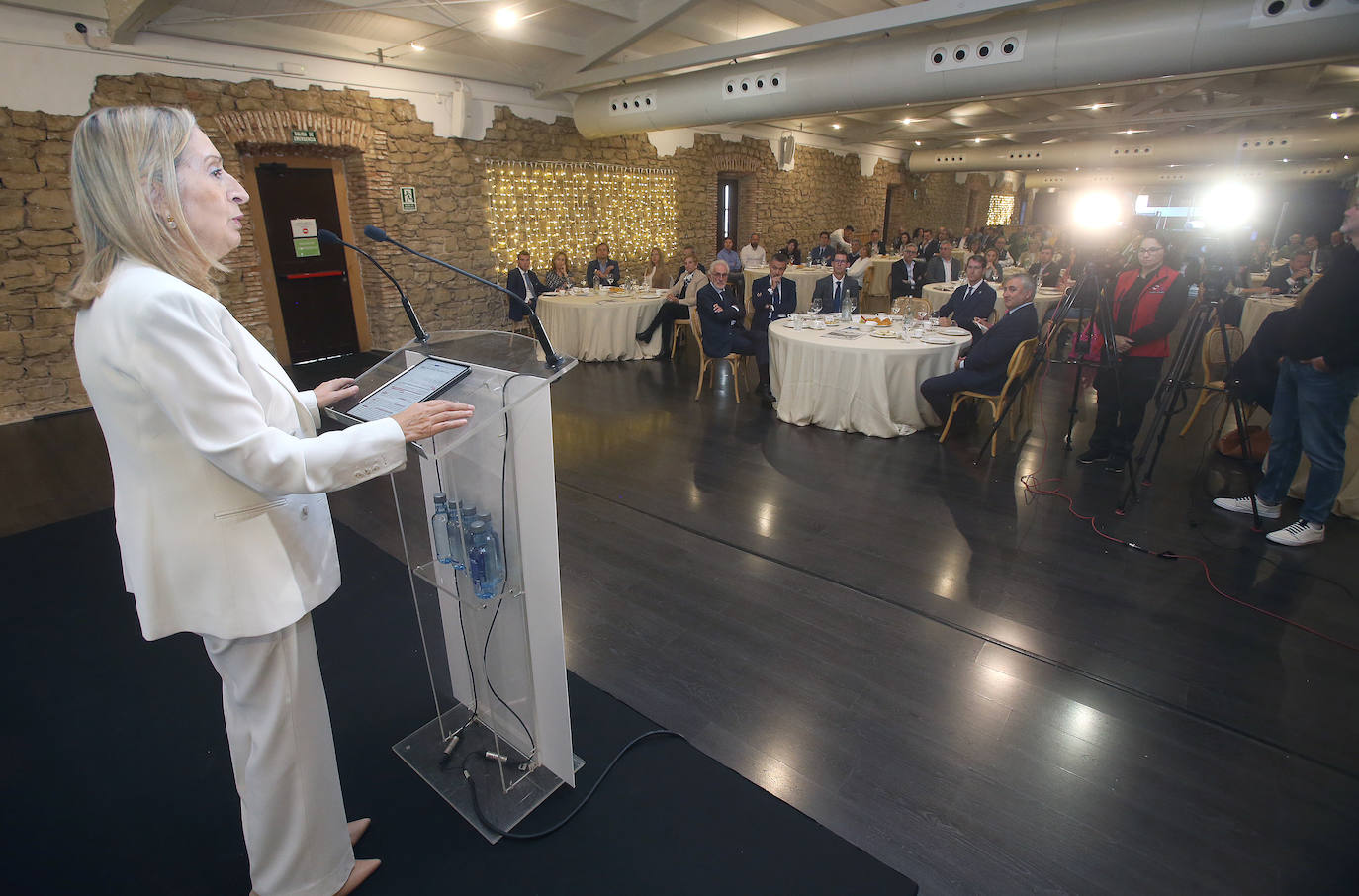 Foro Económico con Ana Pastor