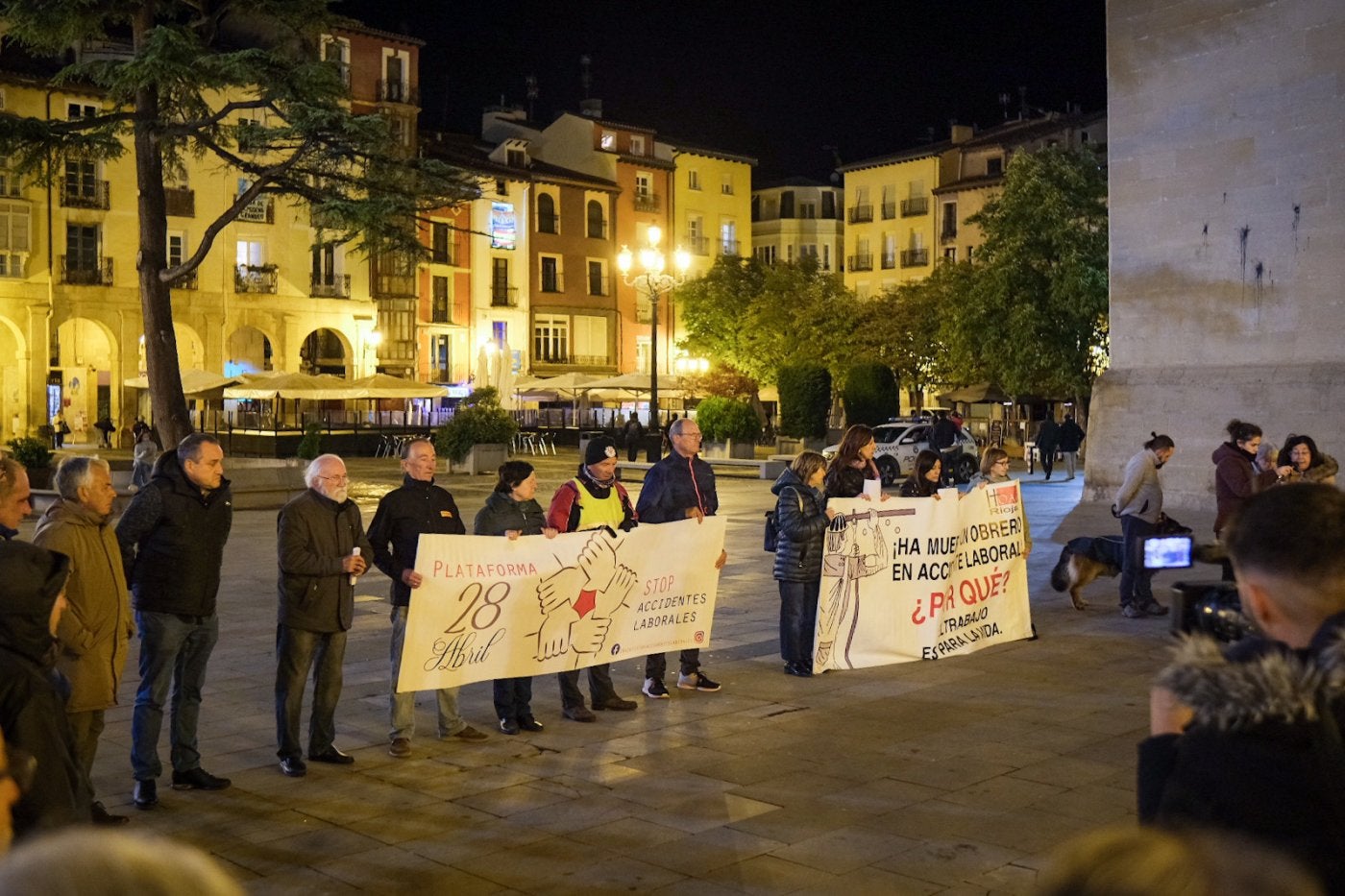 Imagen de la concentración de anoche en la Plaza del Mercado.