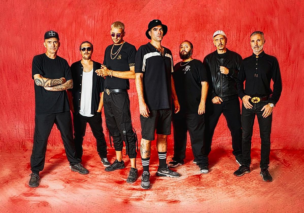 Los integrantes de la banda sevillana Narco.