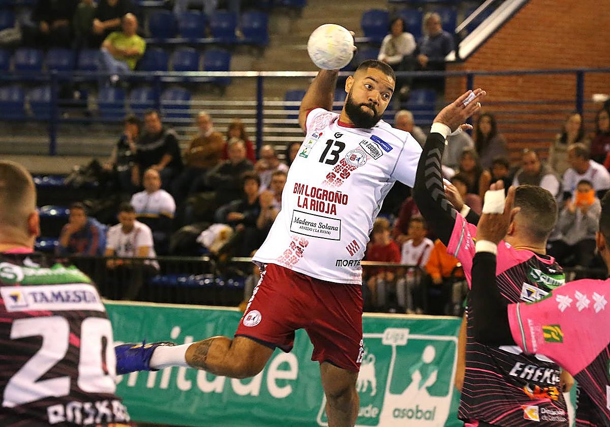 El Logroño se quita un peso enorme de encima