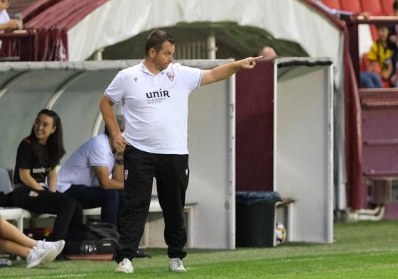 Diego Martínez, durante un partido en Las Gaunas.