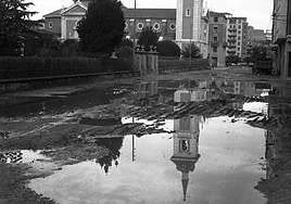 Una vía por hacer bajo la iglesia