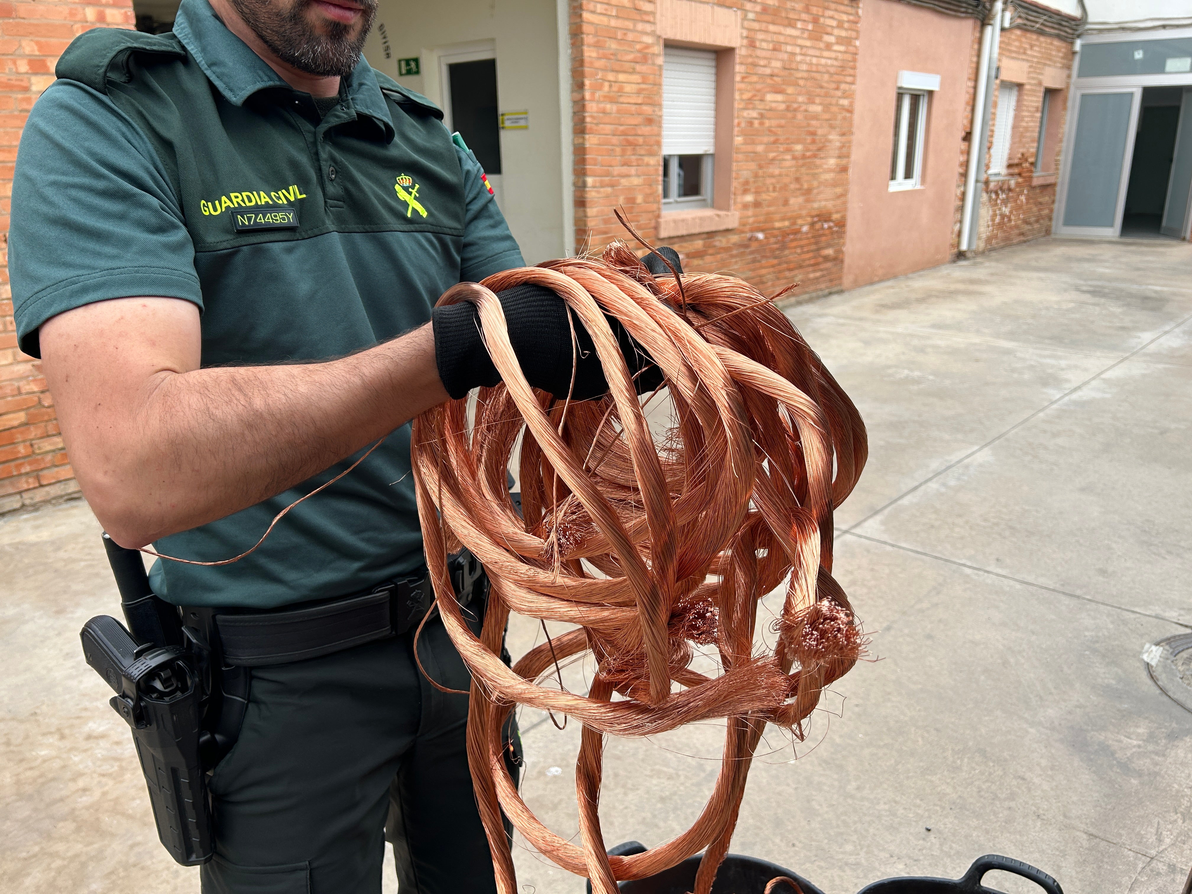 Dos detenidos por robar cobre en una empresa de Ausejo