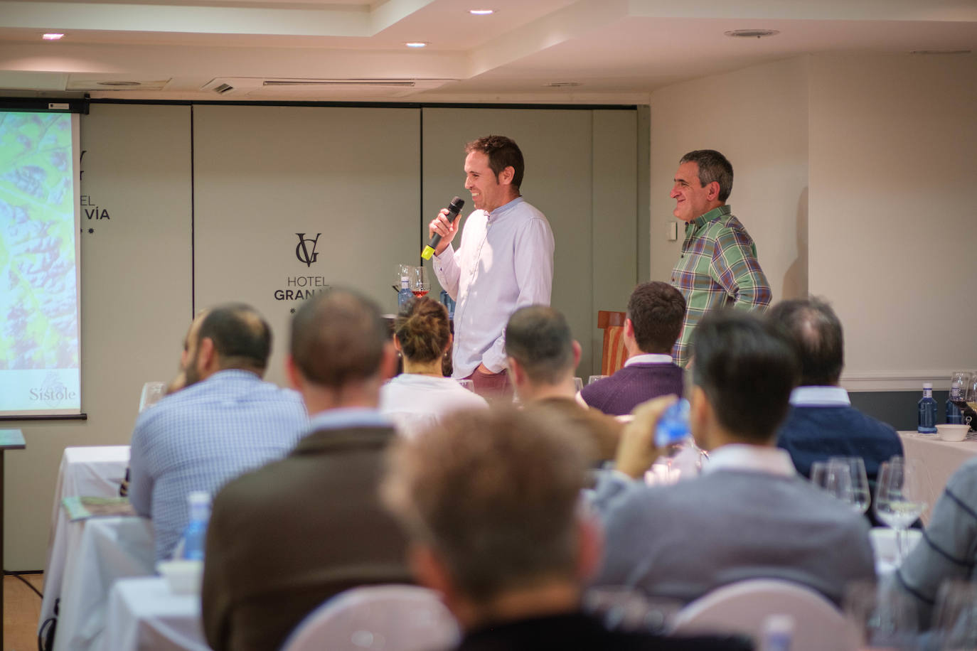 Víctor Ausejo y Sístole, en el club de catas