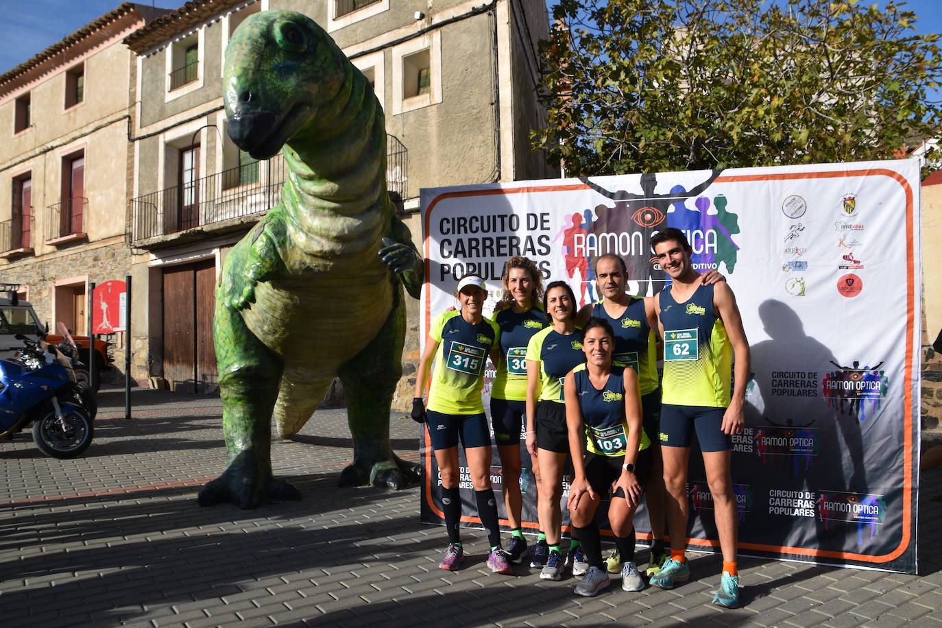 Carlos Pérez y Olmo Vidondo ganan la X carrera &#039;Entre dinosaurios&#039; de Igea