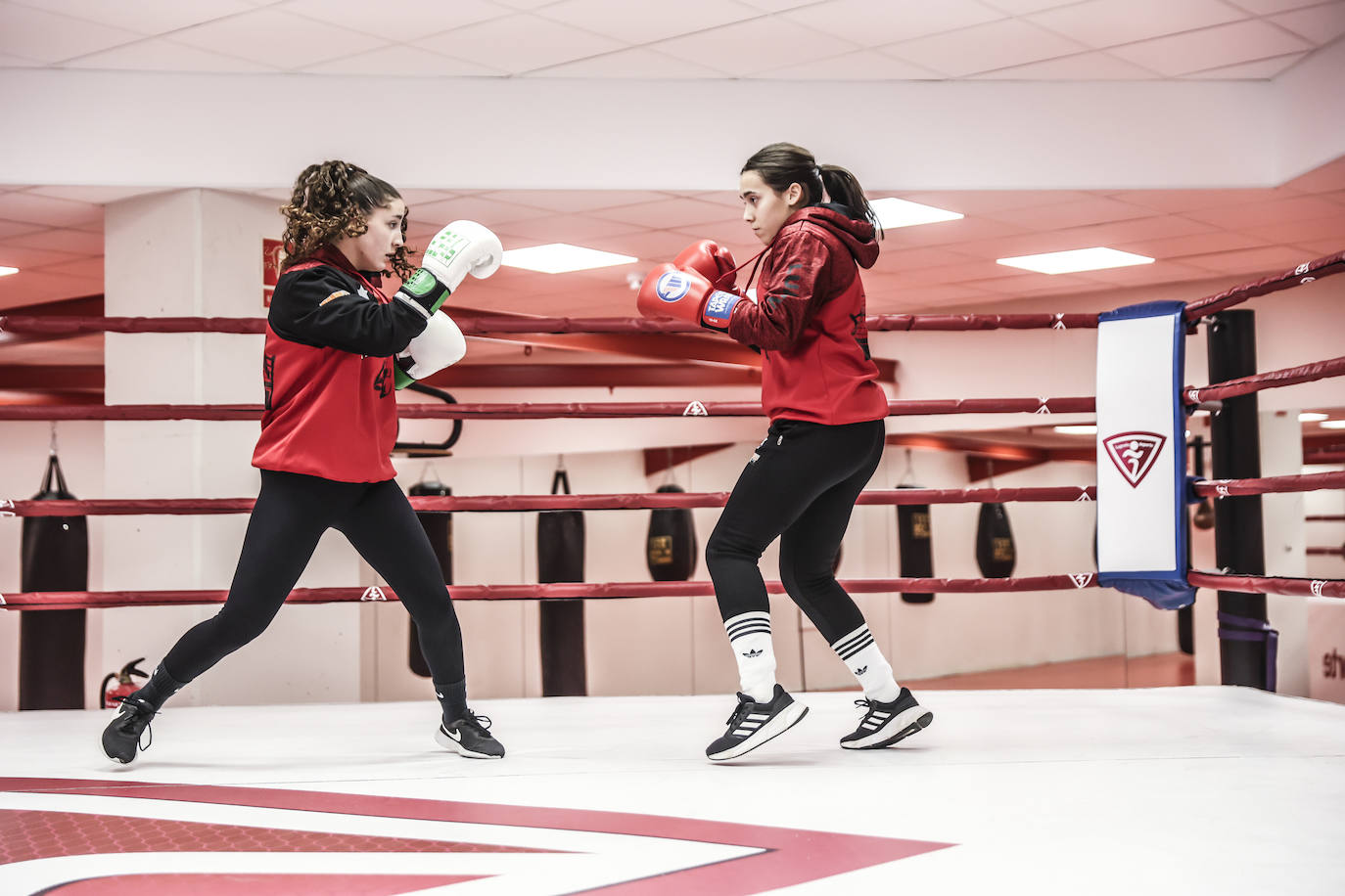 El boxeo triunfa entre las jóvenes riojanas