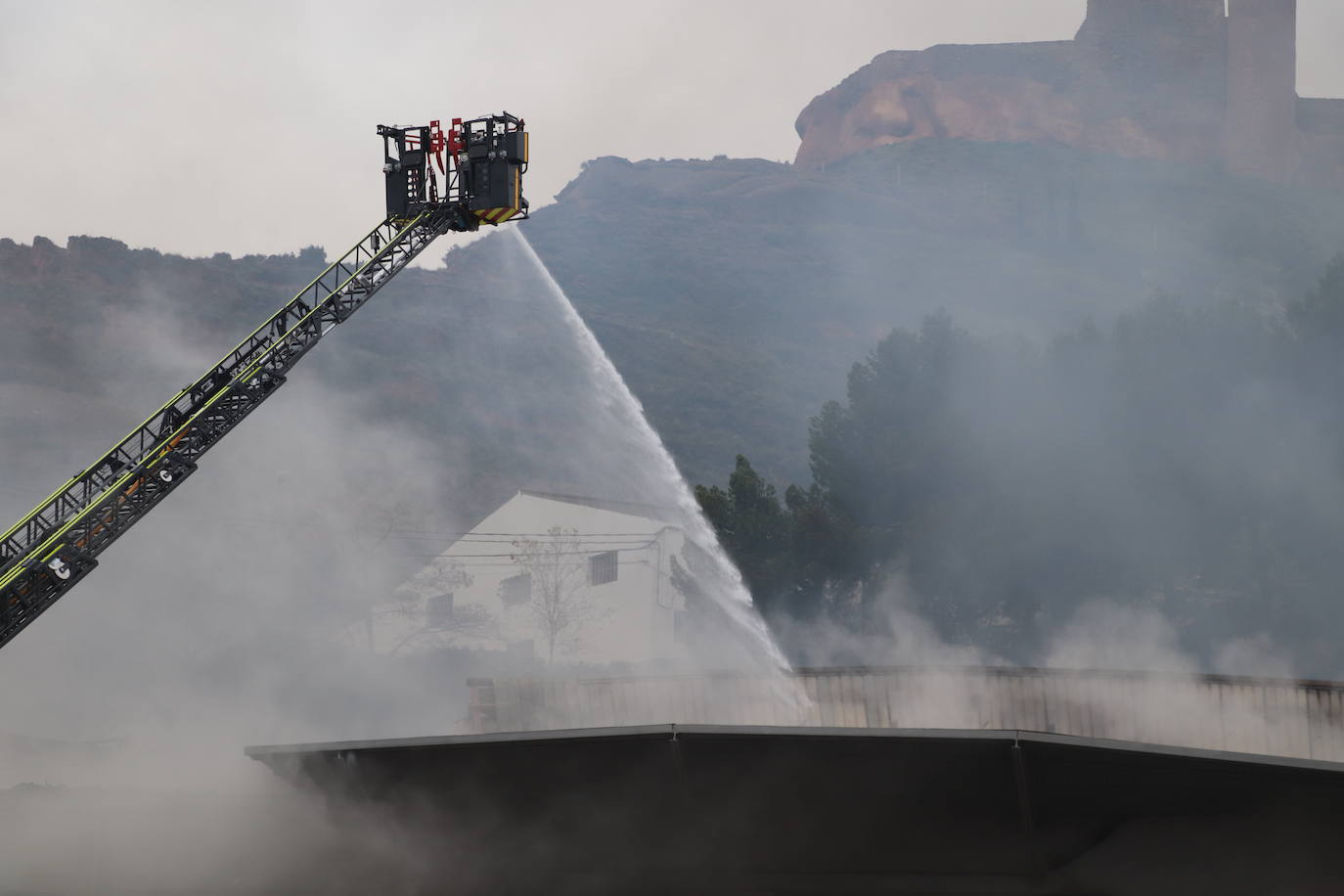 Así han quedado las instalaciones de Calzados Fal tras el incendio