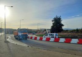 El acceso al polígono industrial Puente Madre de Villamediana de Iregua ha quedado invalidado desde Logroño al deshabilitarse la rotonda de entrada por la obra del carril bici.